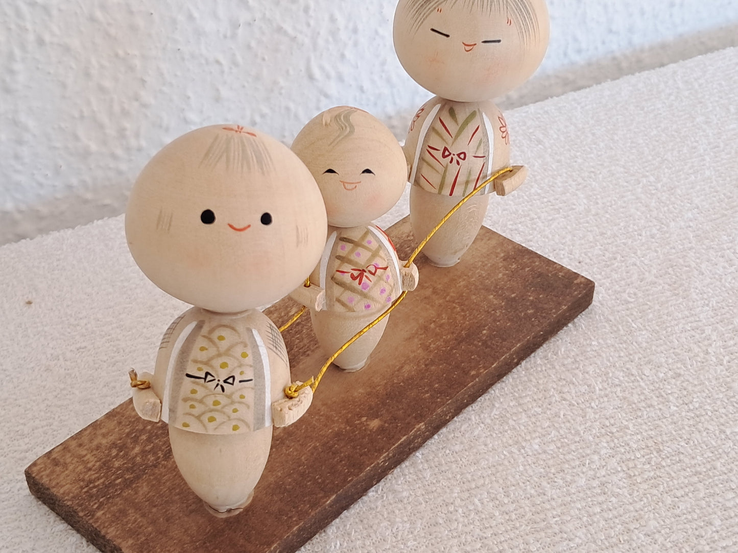 Exclusive Sosaku Kokeshi doll by Issetsu Kuribayashi (1924-2011)