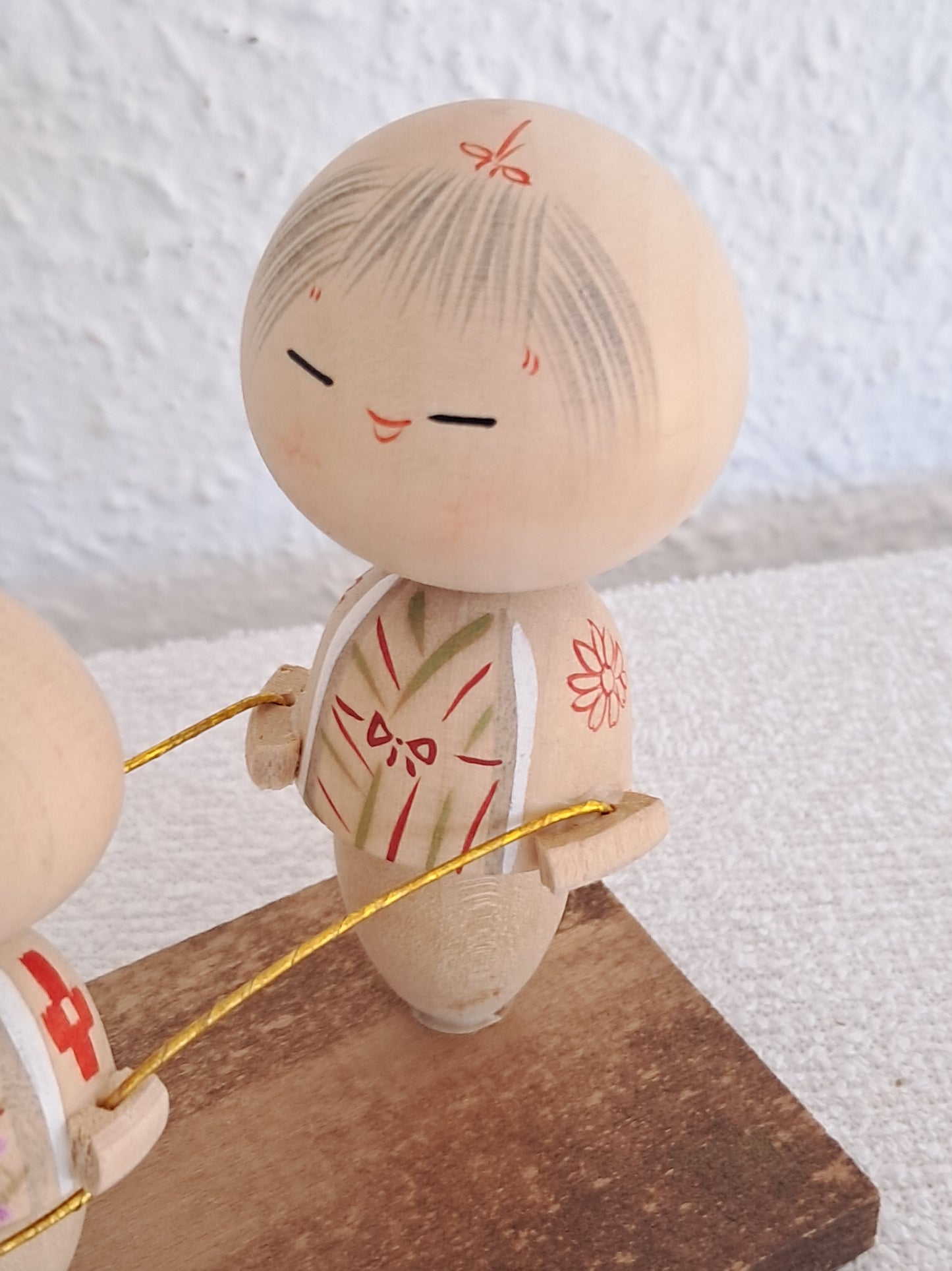 Exclusive Sosaku Kokeshi doll by Issetsu Kuribayashi (1924-2011)