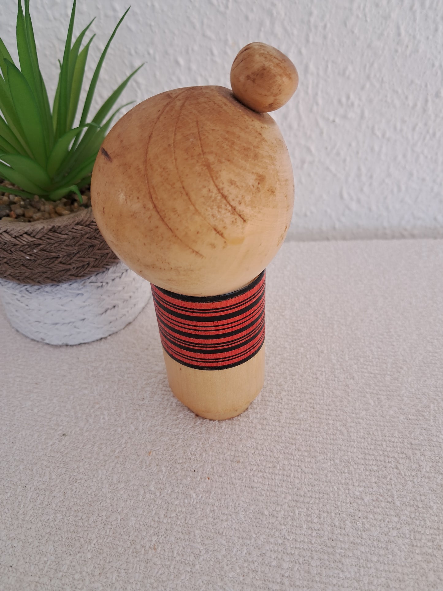 Vintage Sosaku kokeshi made by Ryosuke