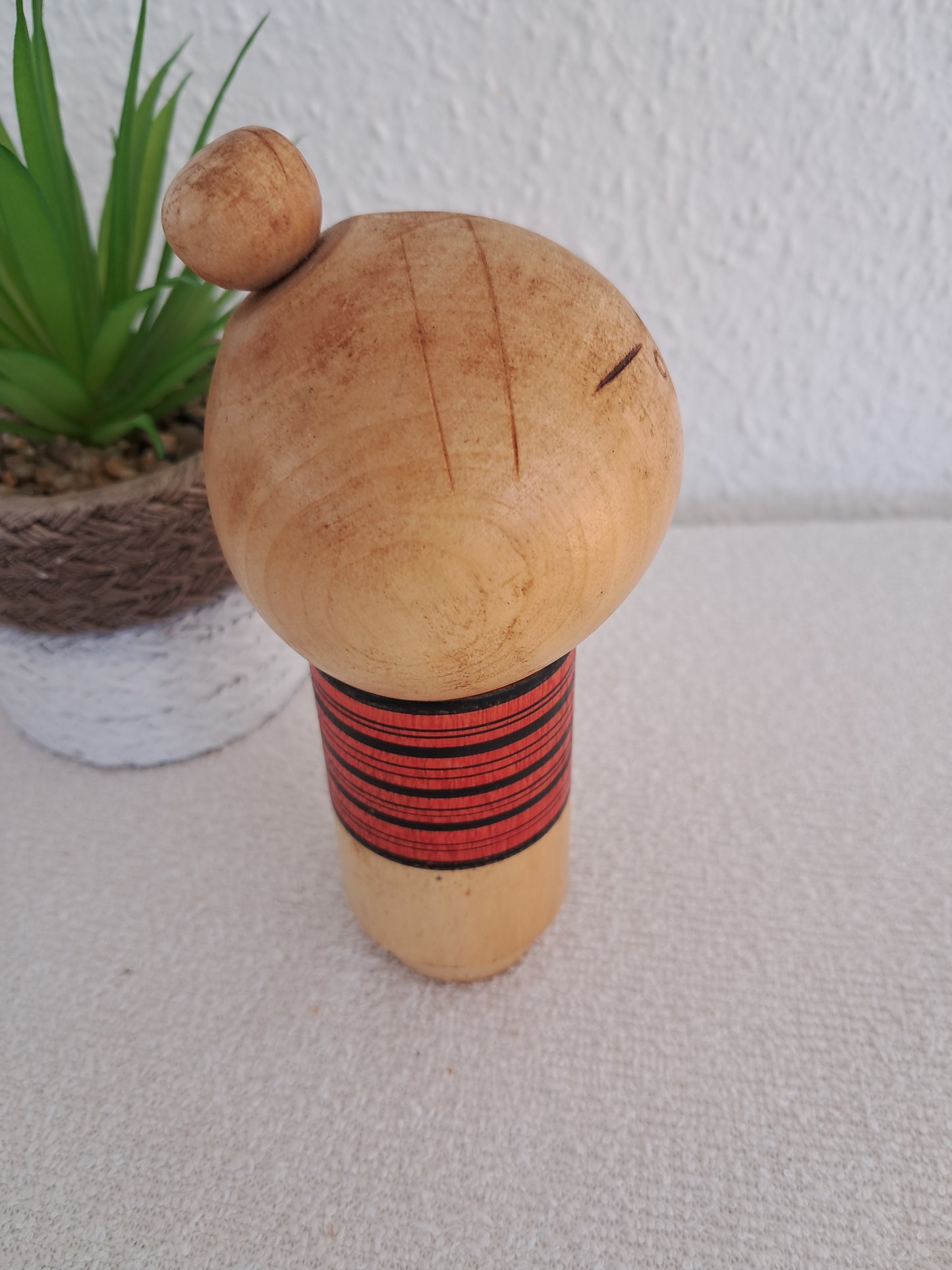 Vintage Sosaku kokeshi made by Ryosuke