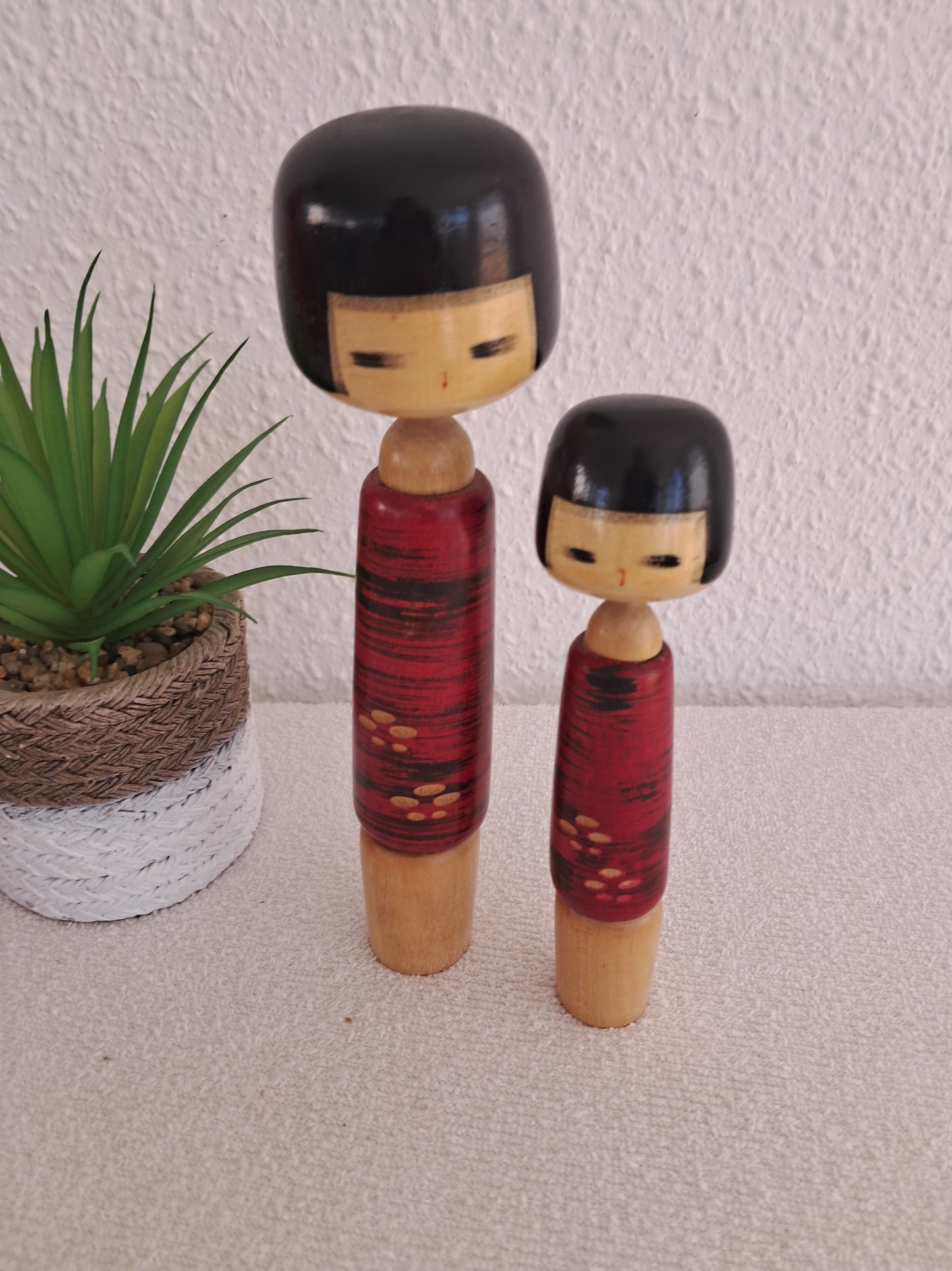 Rare set Sosaku kokeshi by Aida Harumine