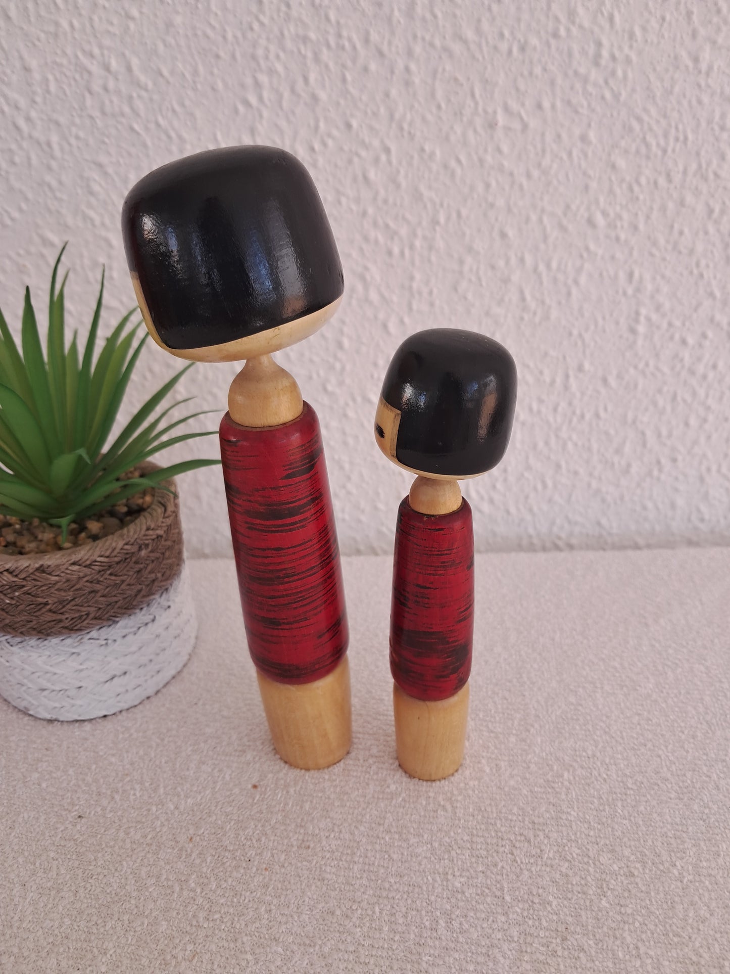 Rare set Sosaku kokeshi by Aida Harumine