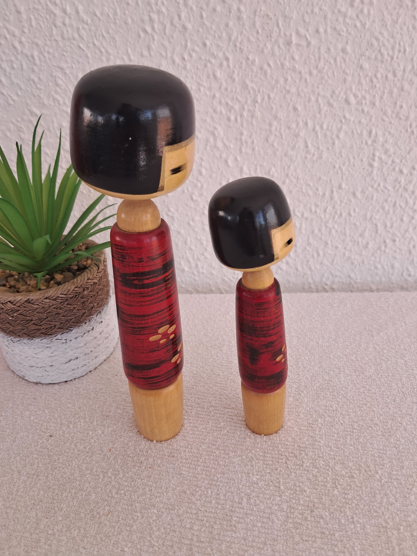 Rare set Sosaku kokeshi by Aida Harumine