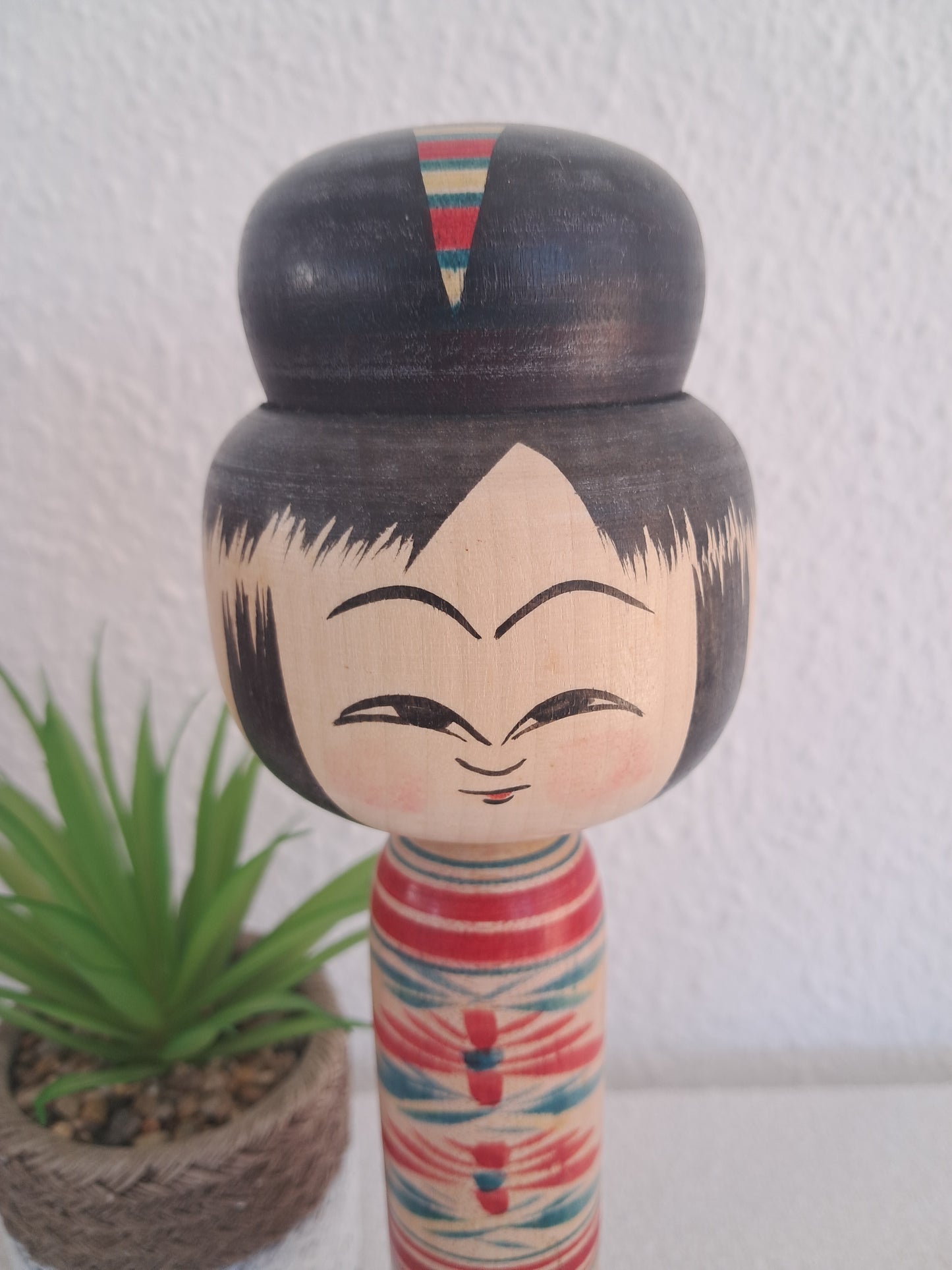 Vintage Hijiori kokeshi by Kobayashi Sadao (1933-2020)