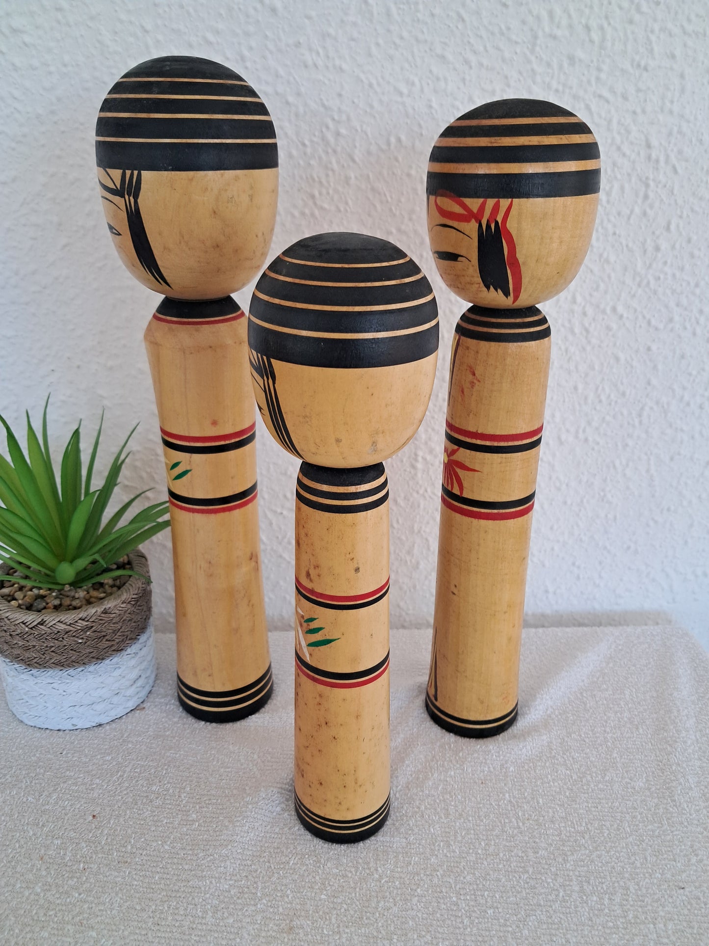 Vintage set traditional kokeshi by Jiryo Kobo atelier