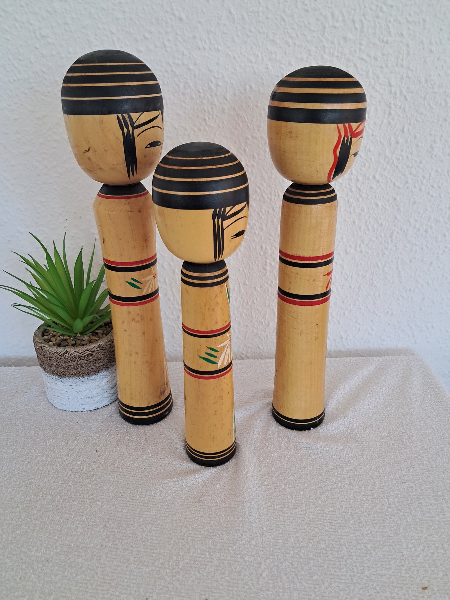 Vintage set traditional kokeshi by Jiryo Kobo atelier