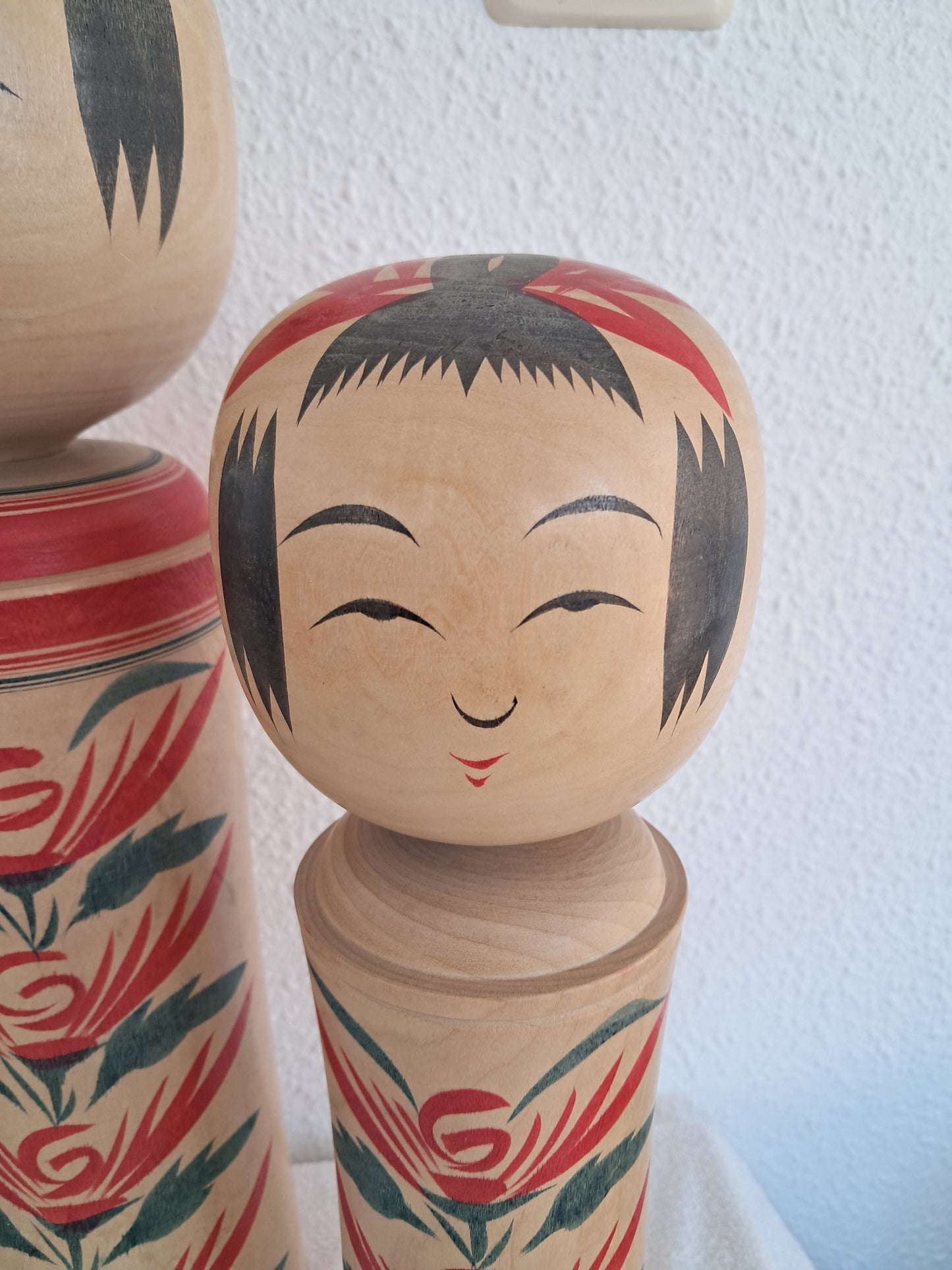 Exclusive pair traditional Naruko kokeshi by Takahashi takezo (1888-1969)