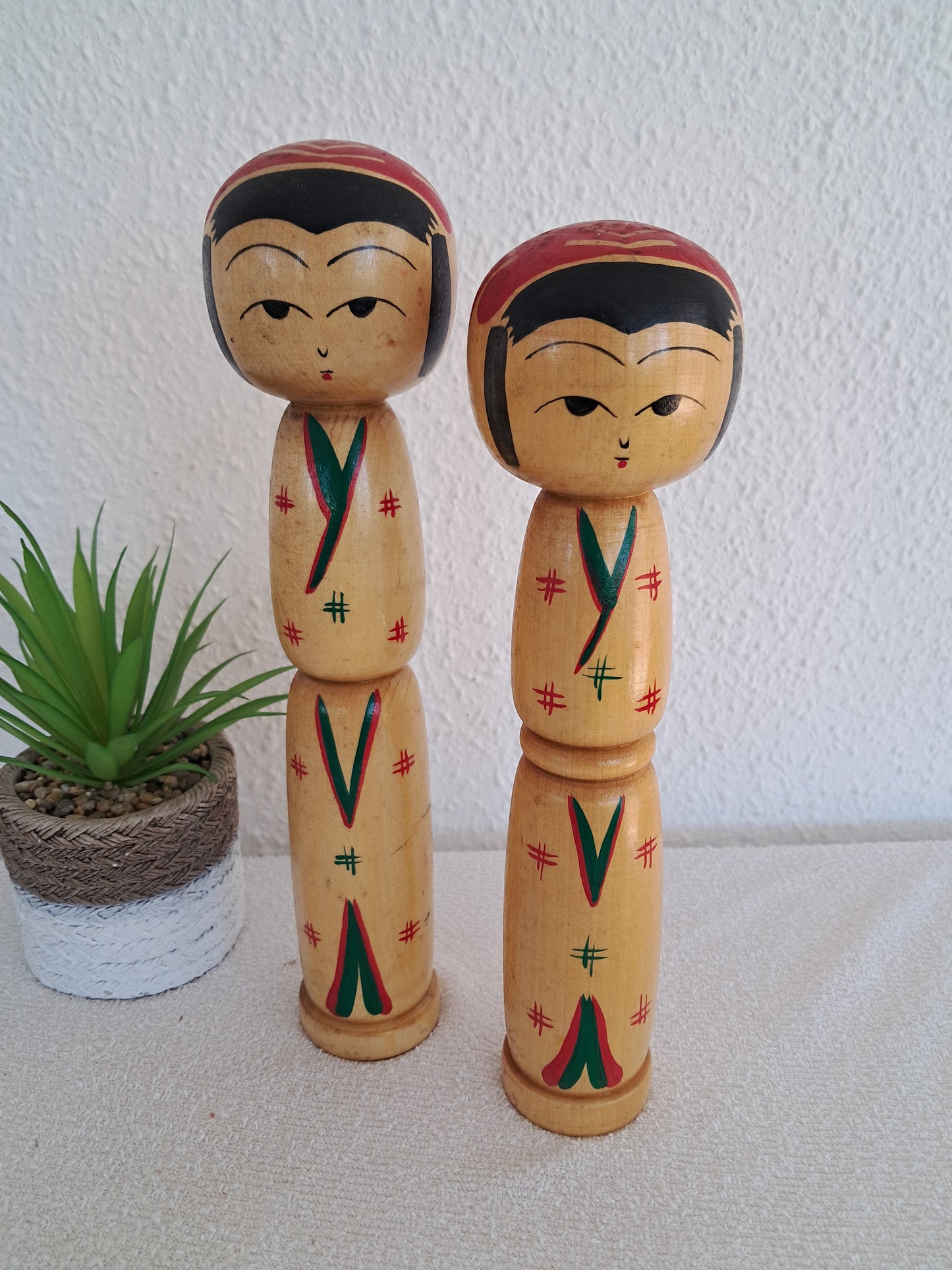 Vintage set traditional kokeshi by Jiryo Kobo atelier