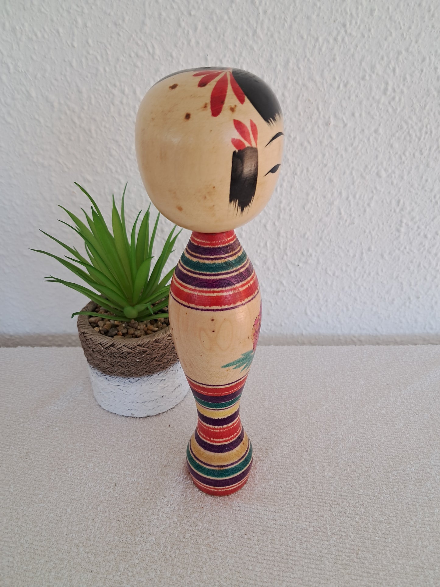 Vintage traditional kokeshi by Oe Akira