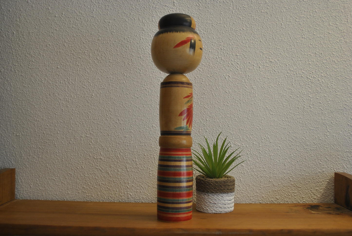 Large Vintage traditional Togatta kokeshi made by Sato Shigekazu (1936-)