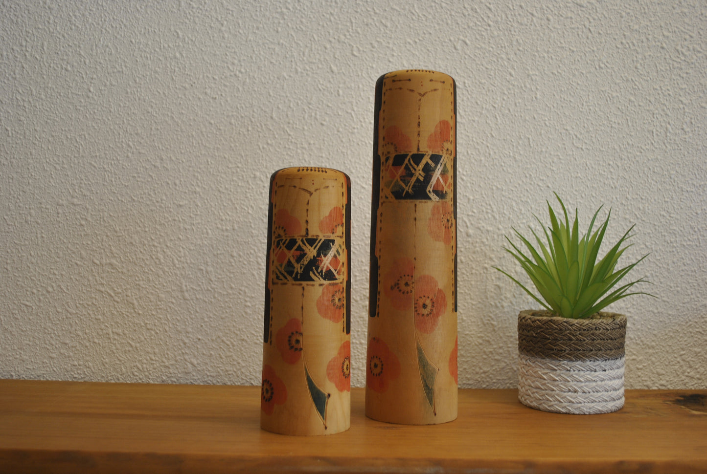 Vintage Sosaku Kokeshi made by Chiyomatsu Kanou (1935-)