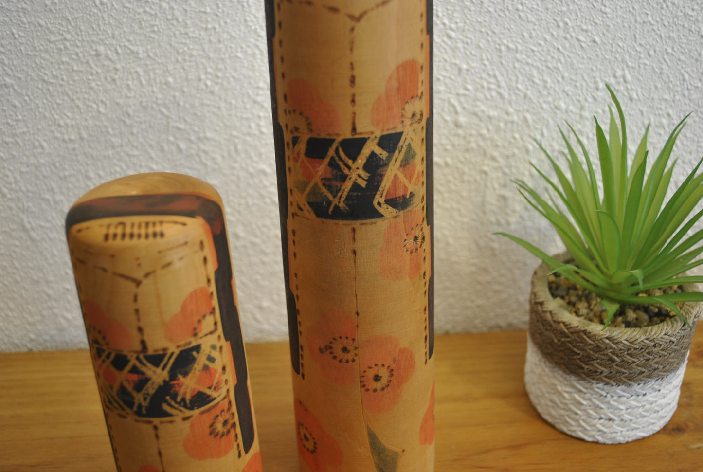 Vintage Sosaku Kokeshi made by Chiyomatsu Kanou (1935-)