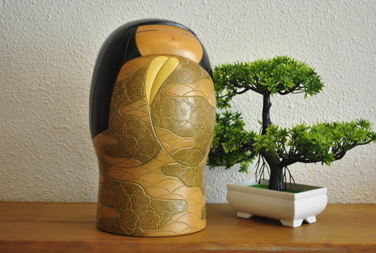 Exclusive Vintage Sosaku Kokeshi made by Yoshida Takashi (1948-2007)