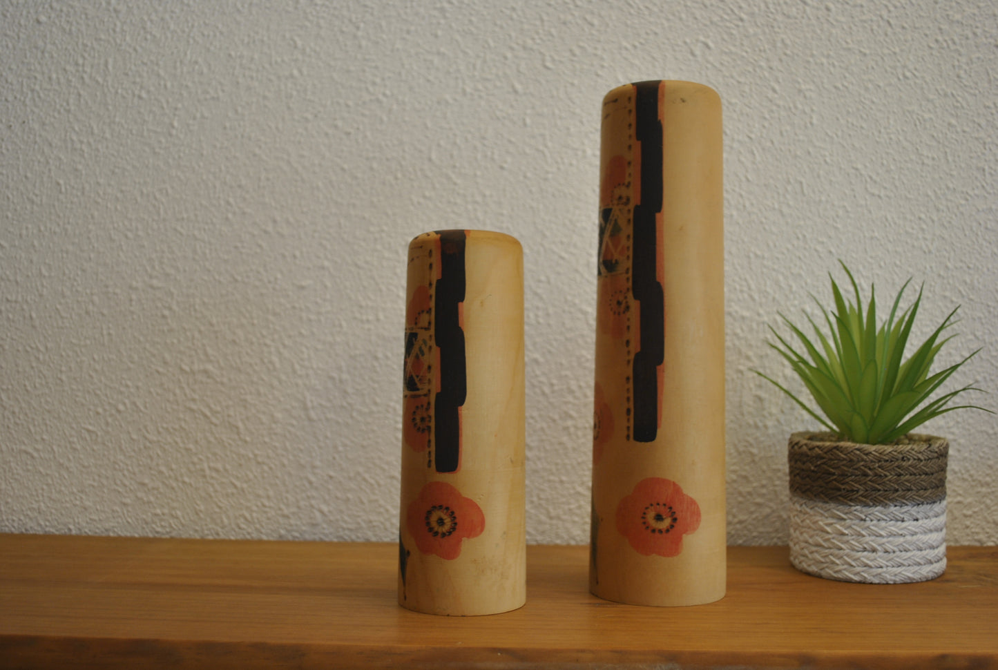 Vintage Sosaku Kokeshi made by Chiyomatsu Kanou (1935-)