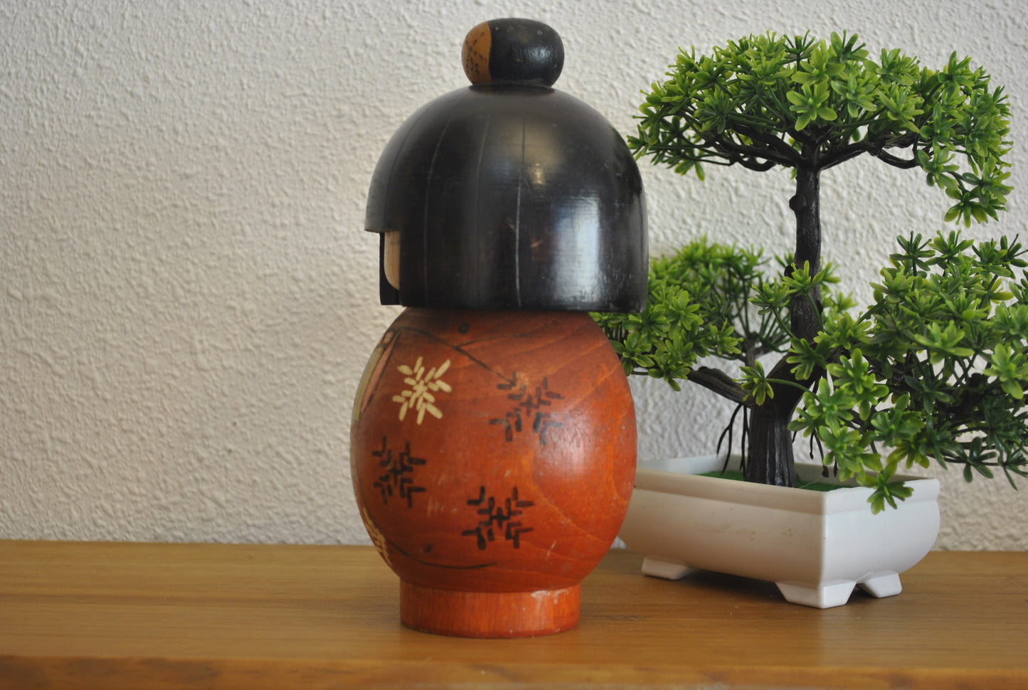 Vintage Gumma kokeshi made by Kazuo Takamizawa (1927-)