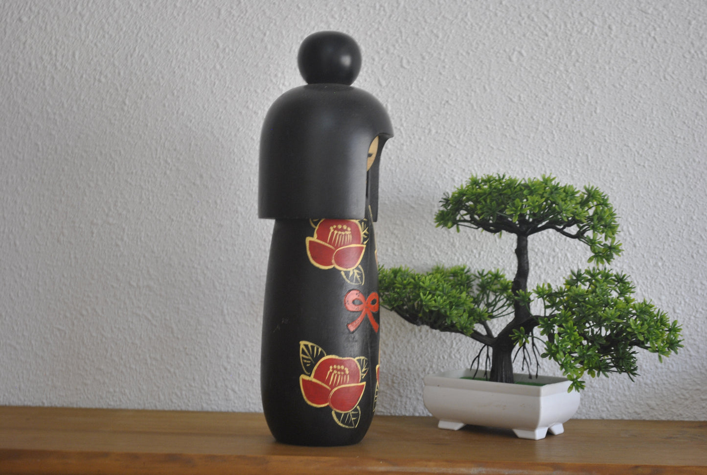 Vintage Gumma Kokeshi by Miyashita Hajime (1940-)