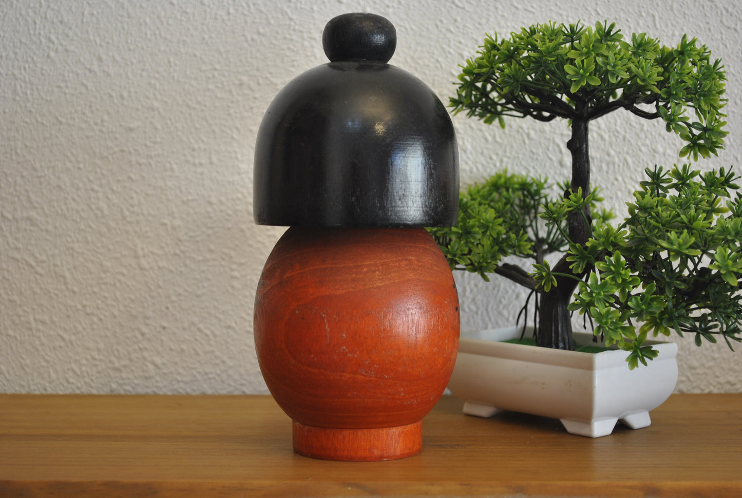 Vintage Gumma kokeshi made by Kazuo Takamizawa (1927-)