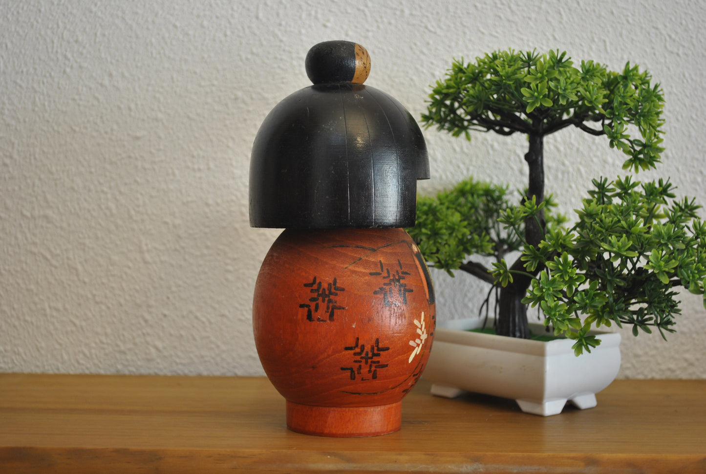 Vintage Gumma kokeshi made by Kazuo Takamizawa (1927-)