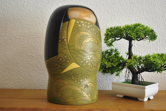 Exclusive Vintage Sosaku Kokeshi made by Yoshida Takashi (1948-2007)