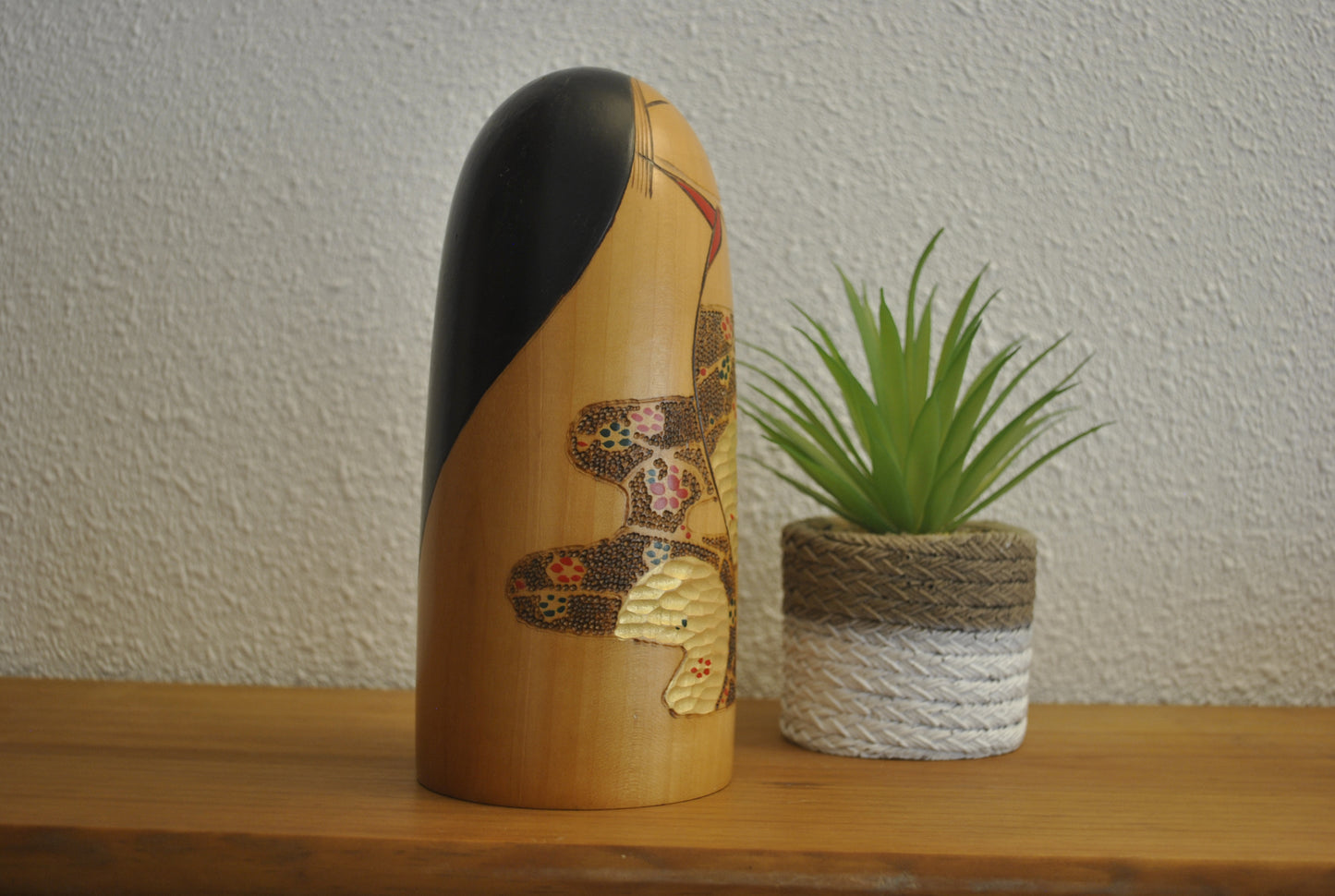 Exclusive vintage Sosaku Kokeshi by Toa Sekiguchi (1942-)