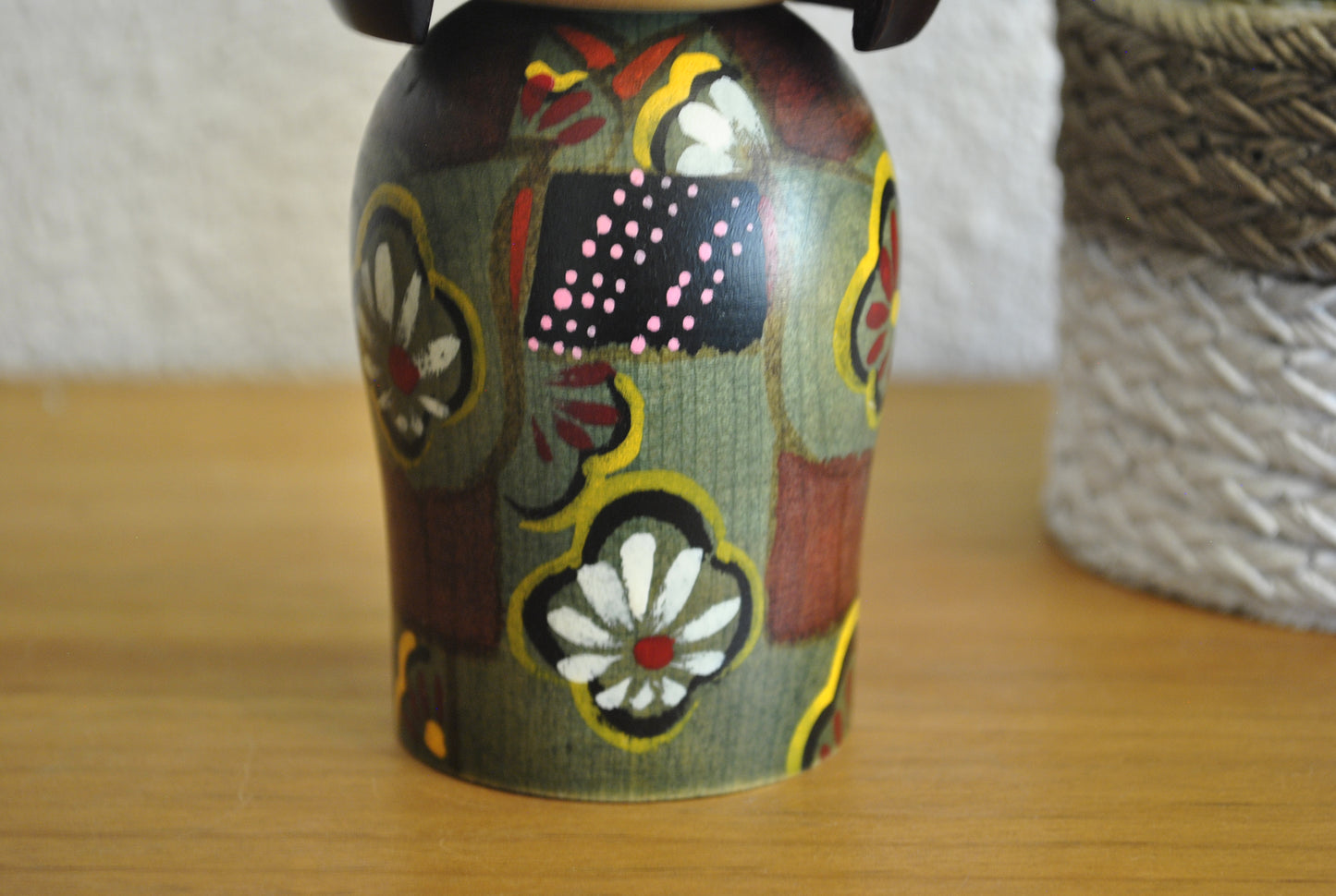 Vintage Gumma kokeshi made by Miyashita Hajime (1940-)