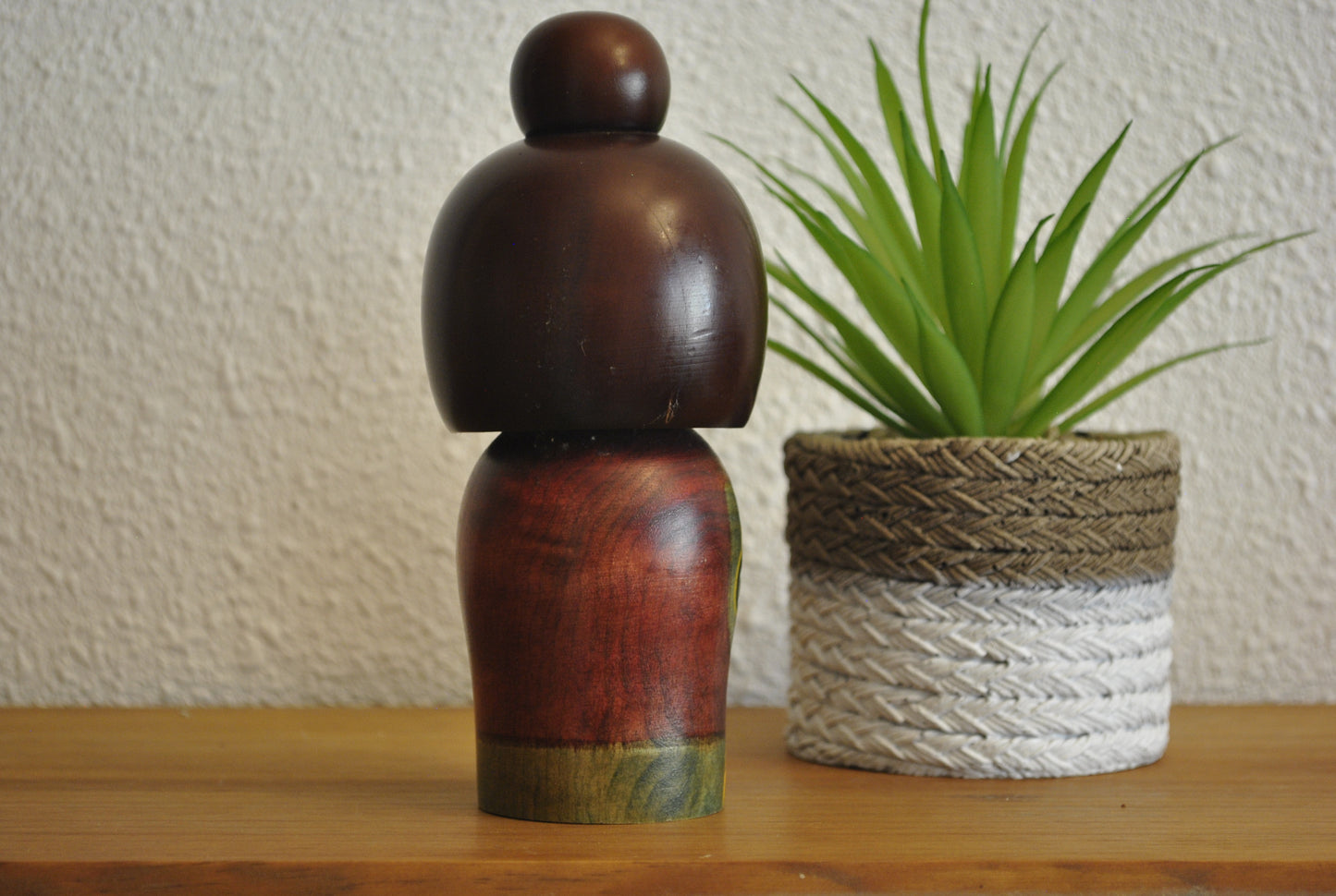 Vintage Gumma kokeshi made by Miyashita Hajime (1940-)