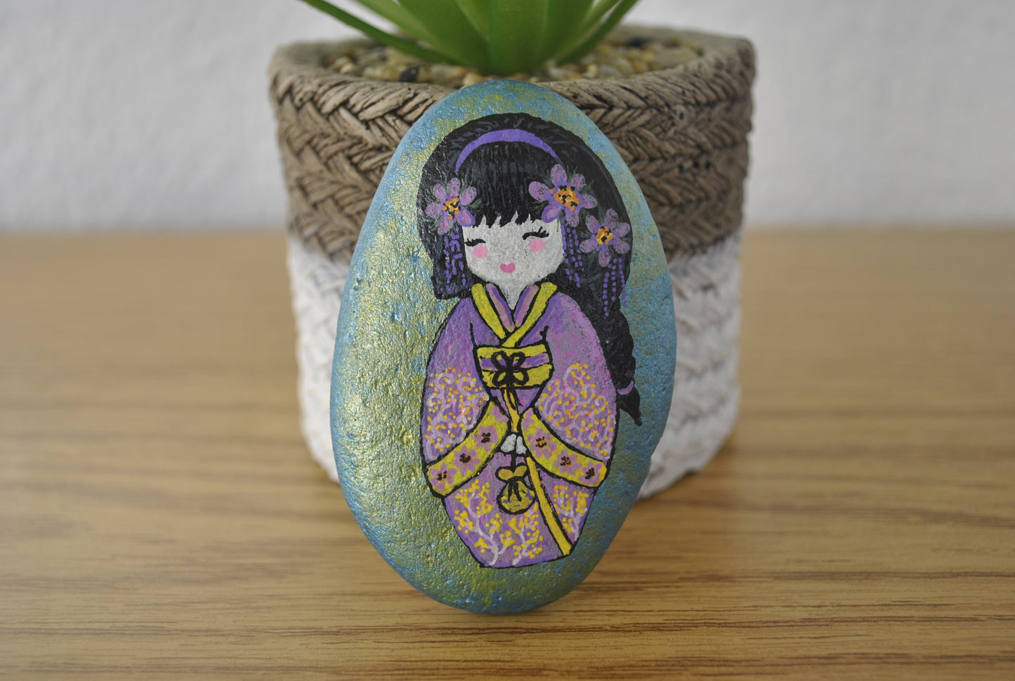 Kokeshi rock painting - Made by Adi Zozor