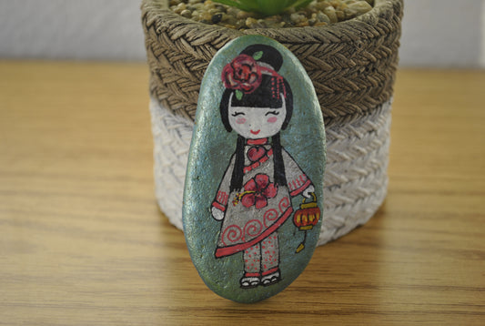 Kokeshi rock painting - Made by Adi Zozor