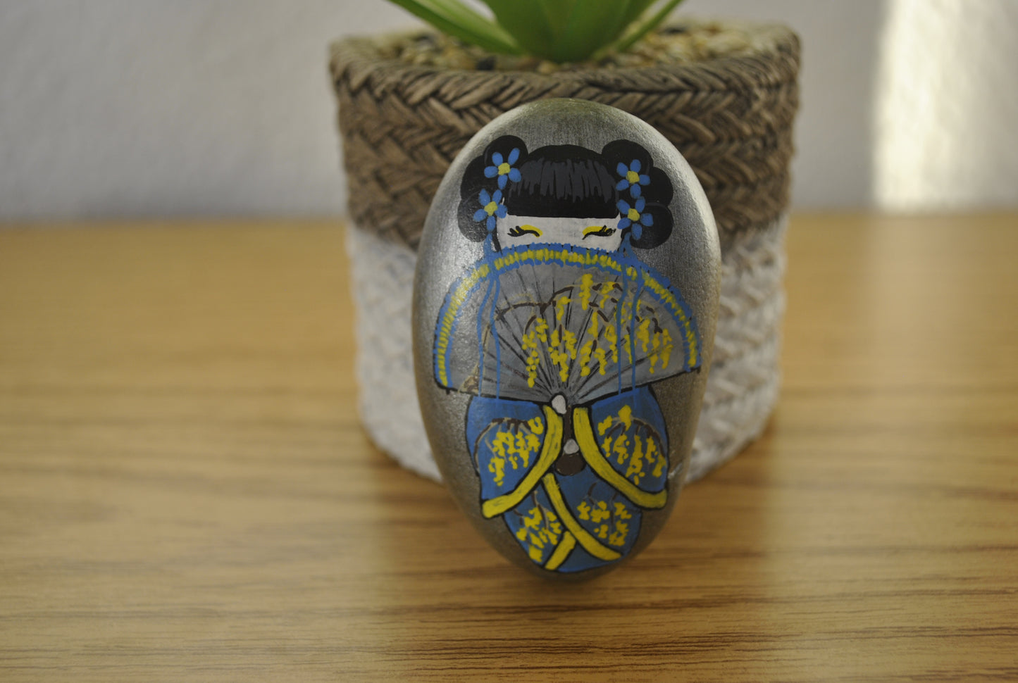 Kokeshi rock painting - Made by Adi Zozor