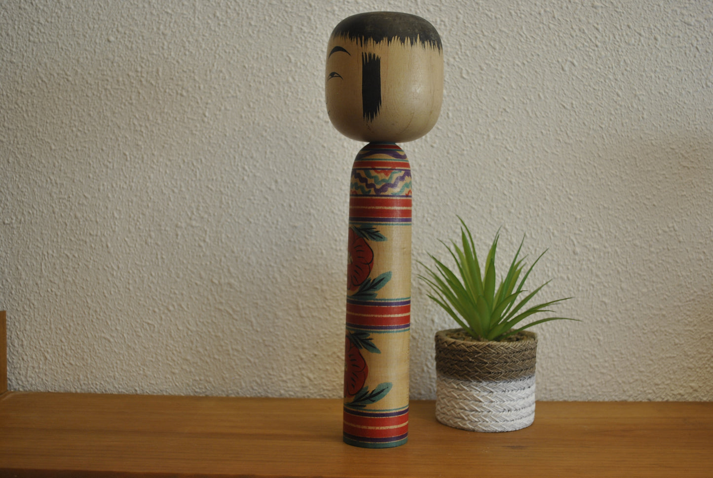 Vintage traditonal Hijori kokeshi made by Sato Bunkichi (1922-2008)