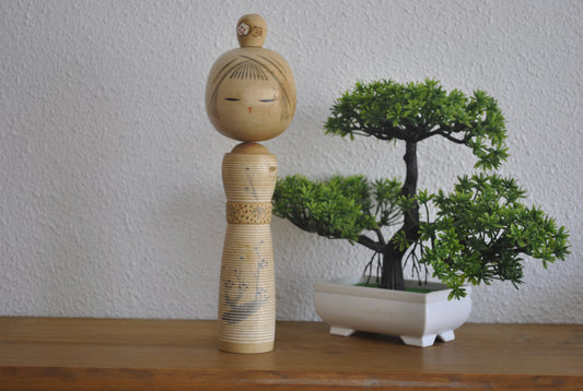 Vintage Sosaku kokeshi by Daiki