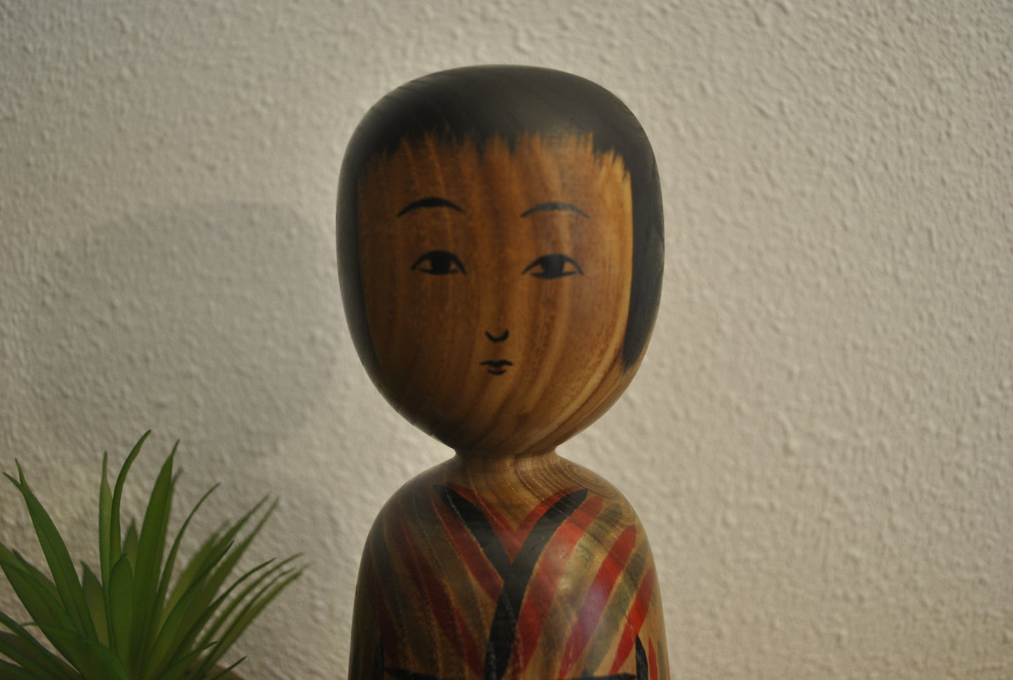 Vintage traditional Kijiyama kokeshi made by Takahashi Yuji (1934-)