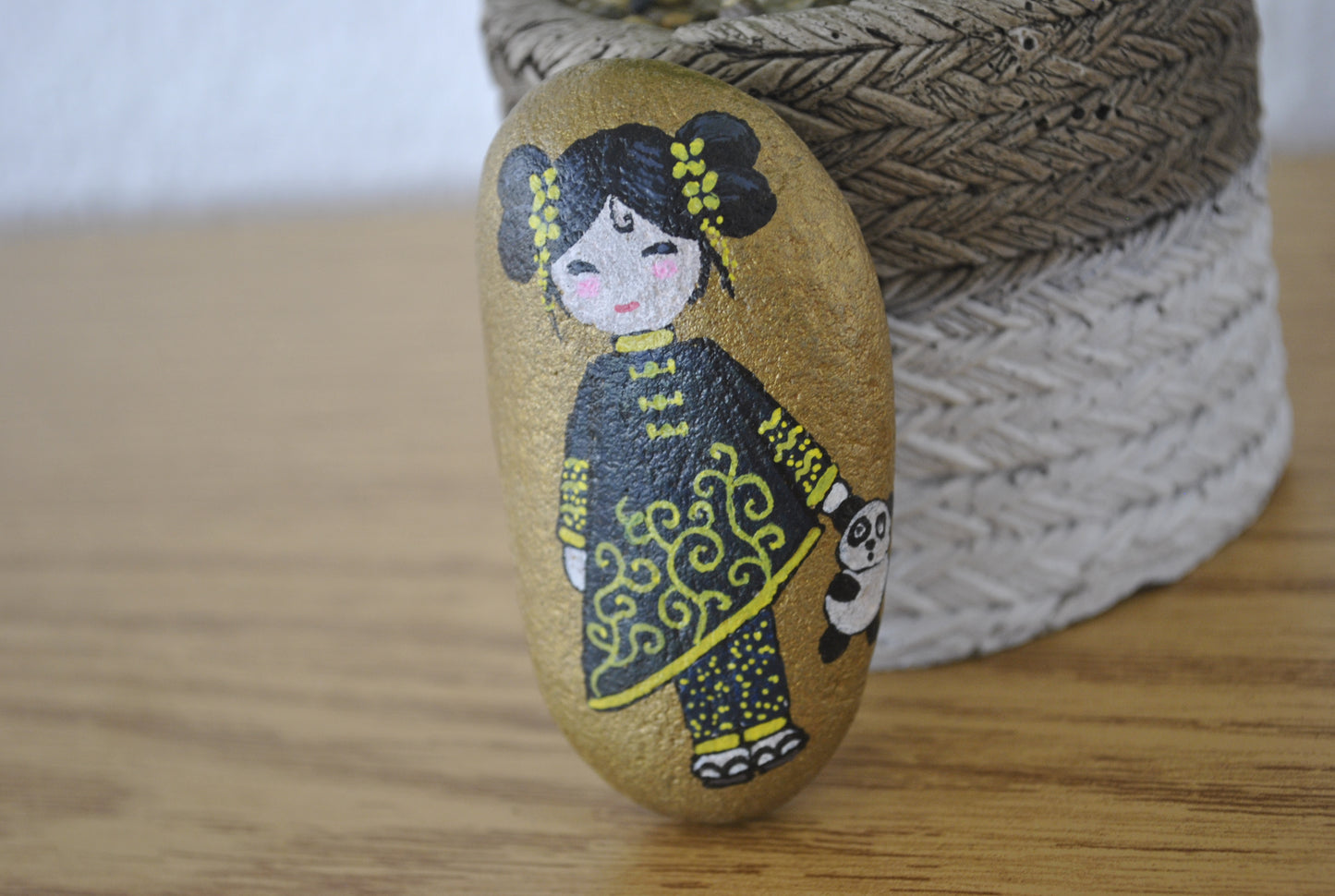 Kokeshi rock painting - Made by Adi Zozor