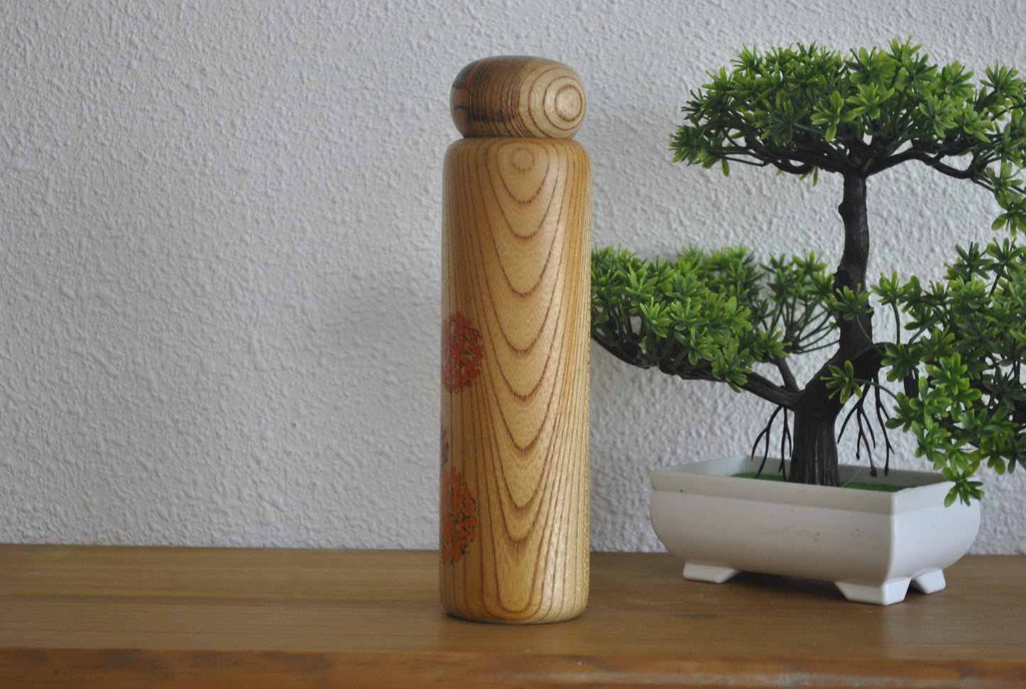 Vintage Sosaku kokeshi made by Isamu Yamakawa (1928-)