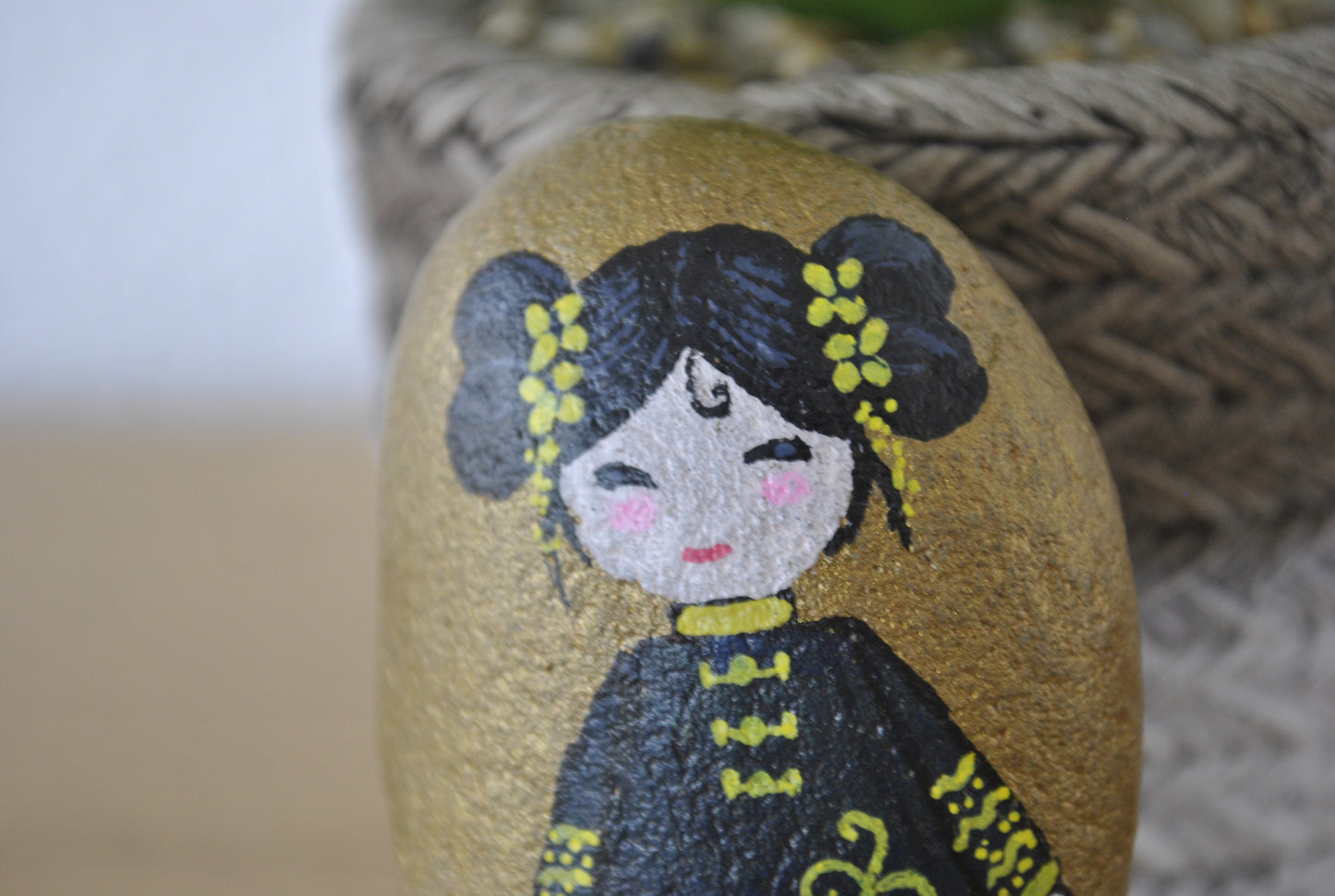 Kokeshi rock painting - Made by Adi Zozor