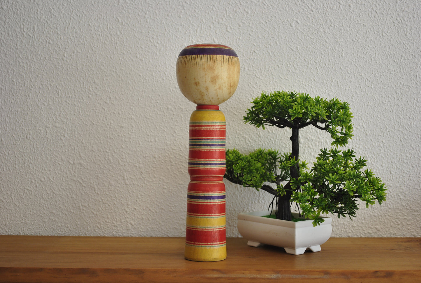 Vintage traditional Yajiro kokeshi made by Sato Tatsuo (1928-2009)