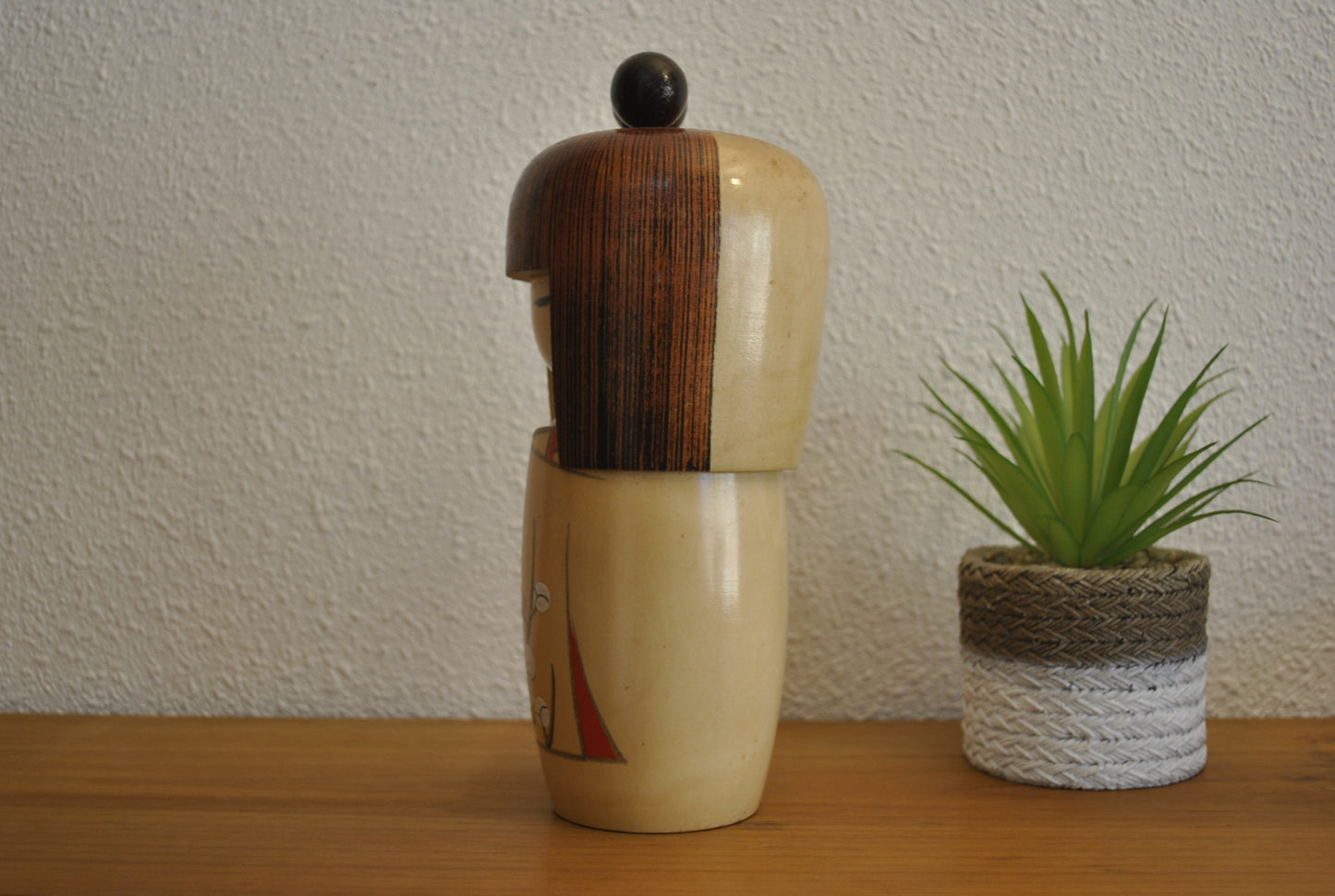 Vintage Sosaku kokeshi made by Tanaka Kojo