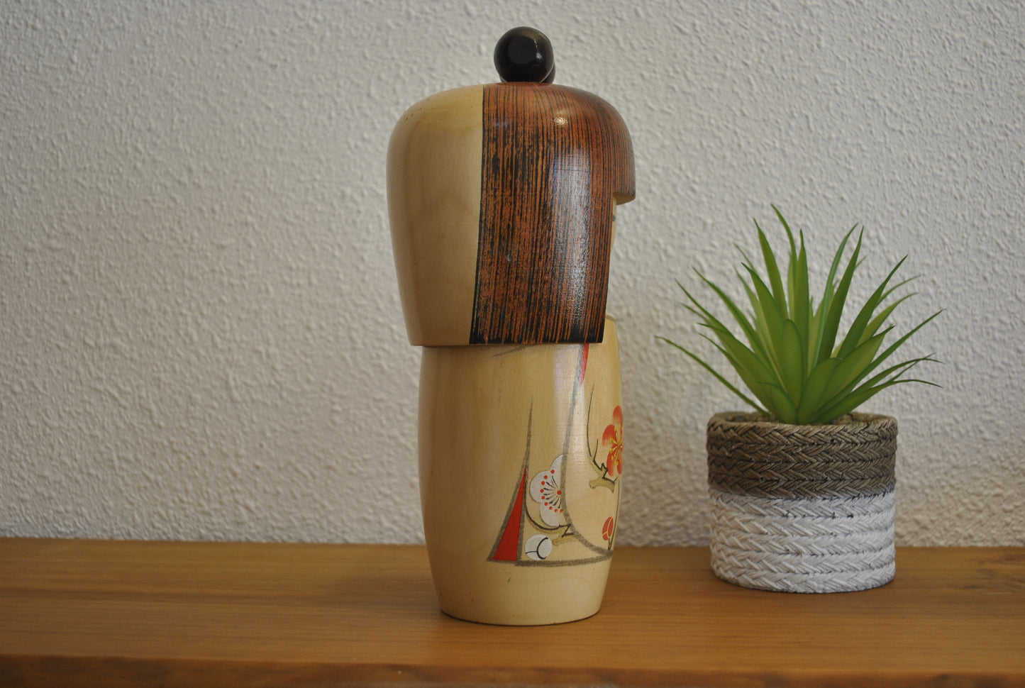 Vintage Sosaku kokeshi made by Tanaka Kojo