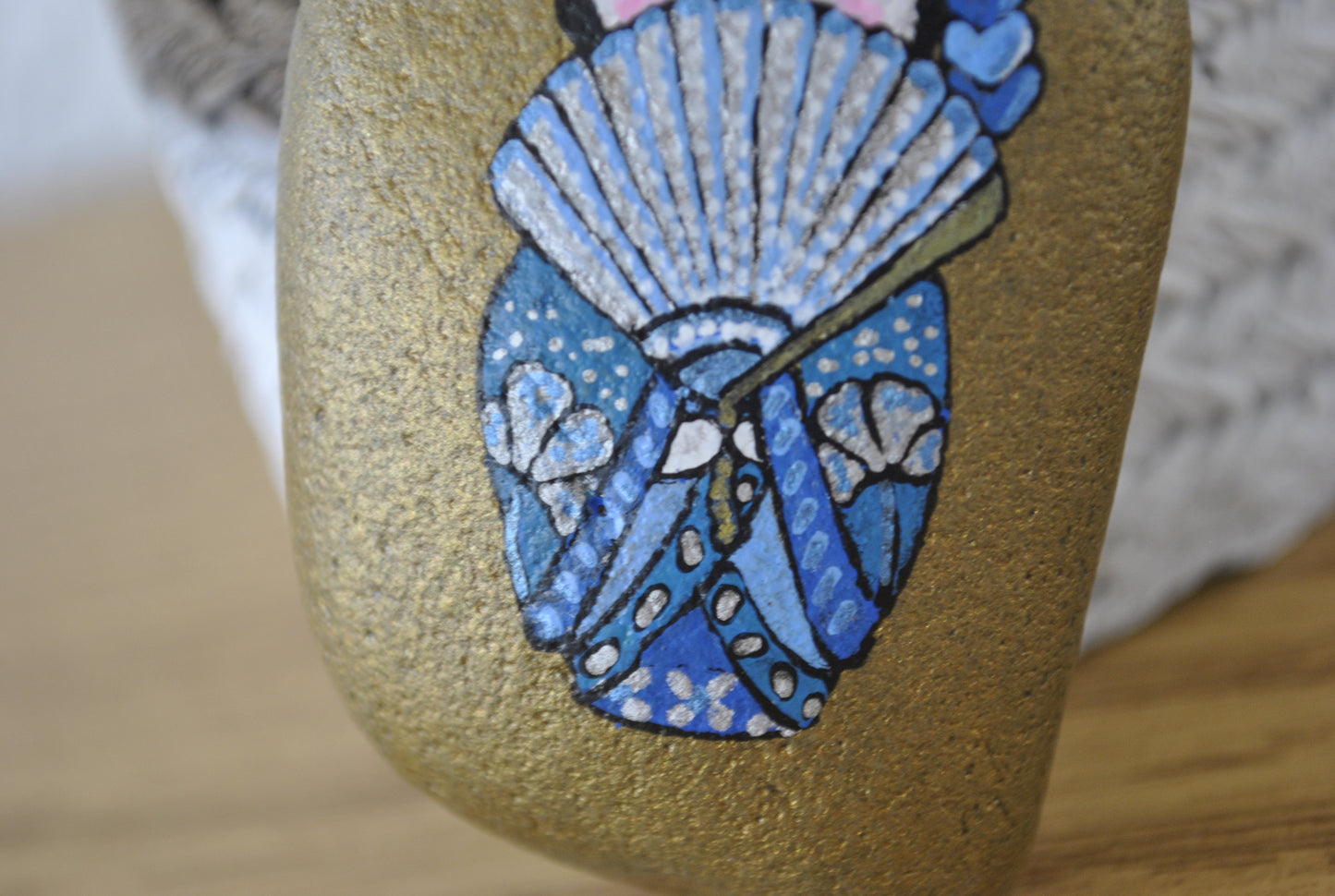 Kokeshi rock painting - Made by Adi Zozor