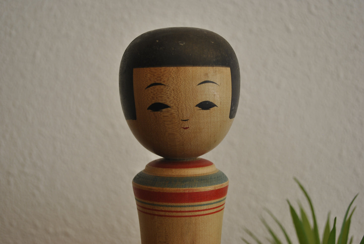 Vintage traditional Tsugaru kokeshi made by Shimazu Seichi (1930-)