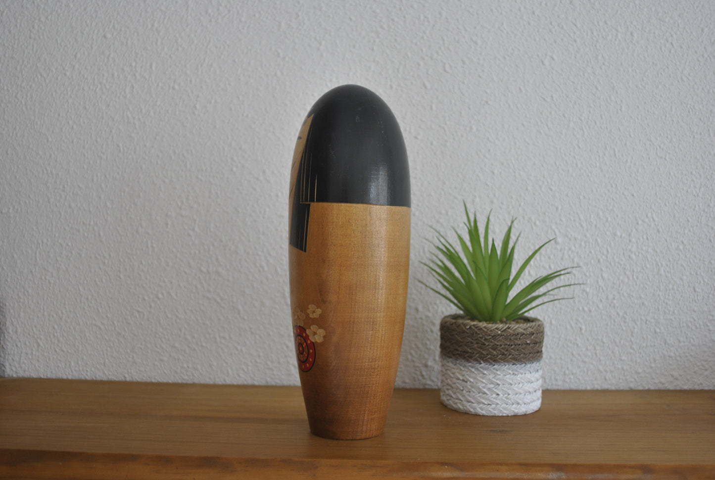 Vintage Sosaku kokeshi made by Misui