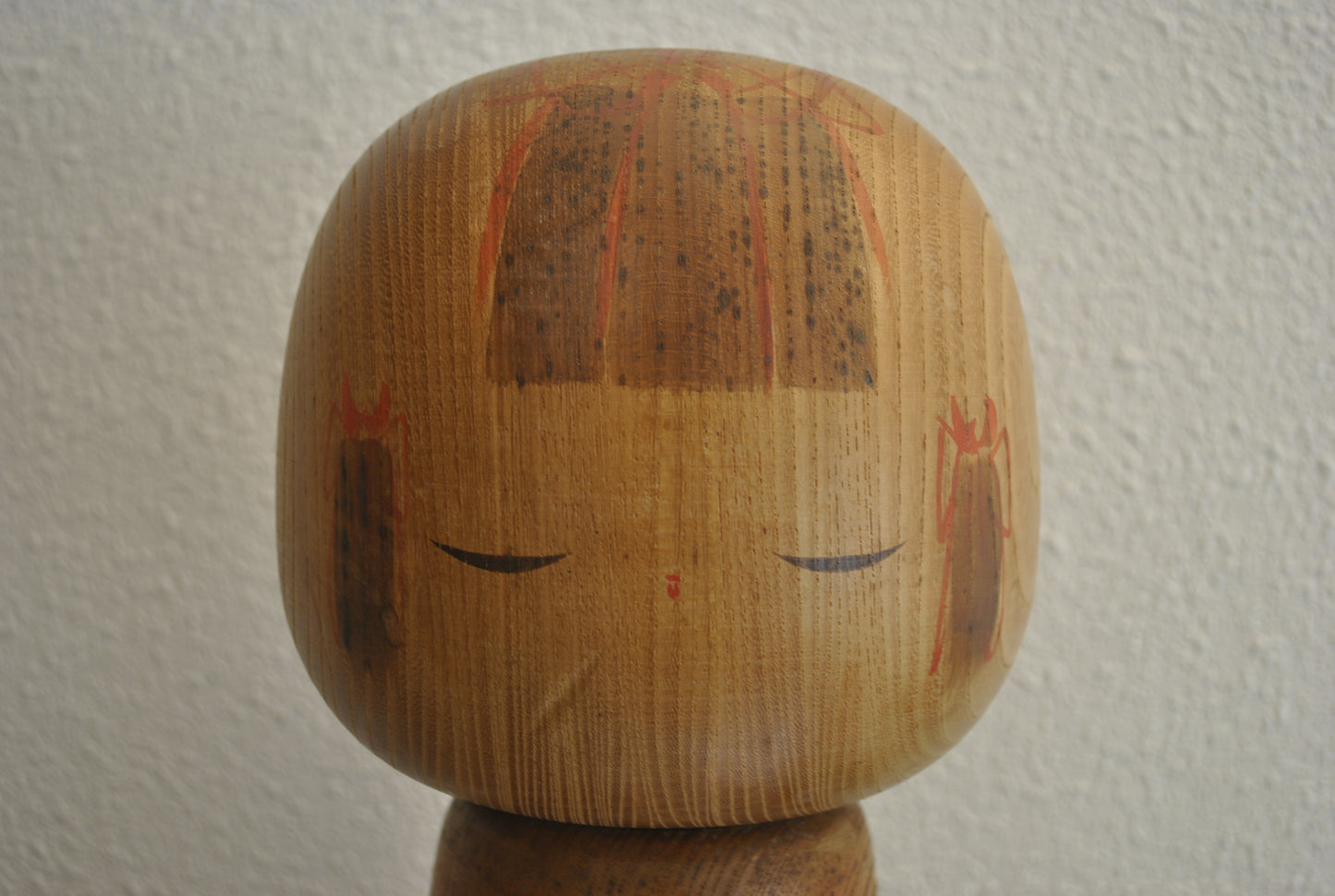 Large vintage Sosaku kokeshi made by Issetsu Kuribayashi (1924-2011) 41cm!