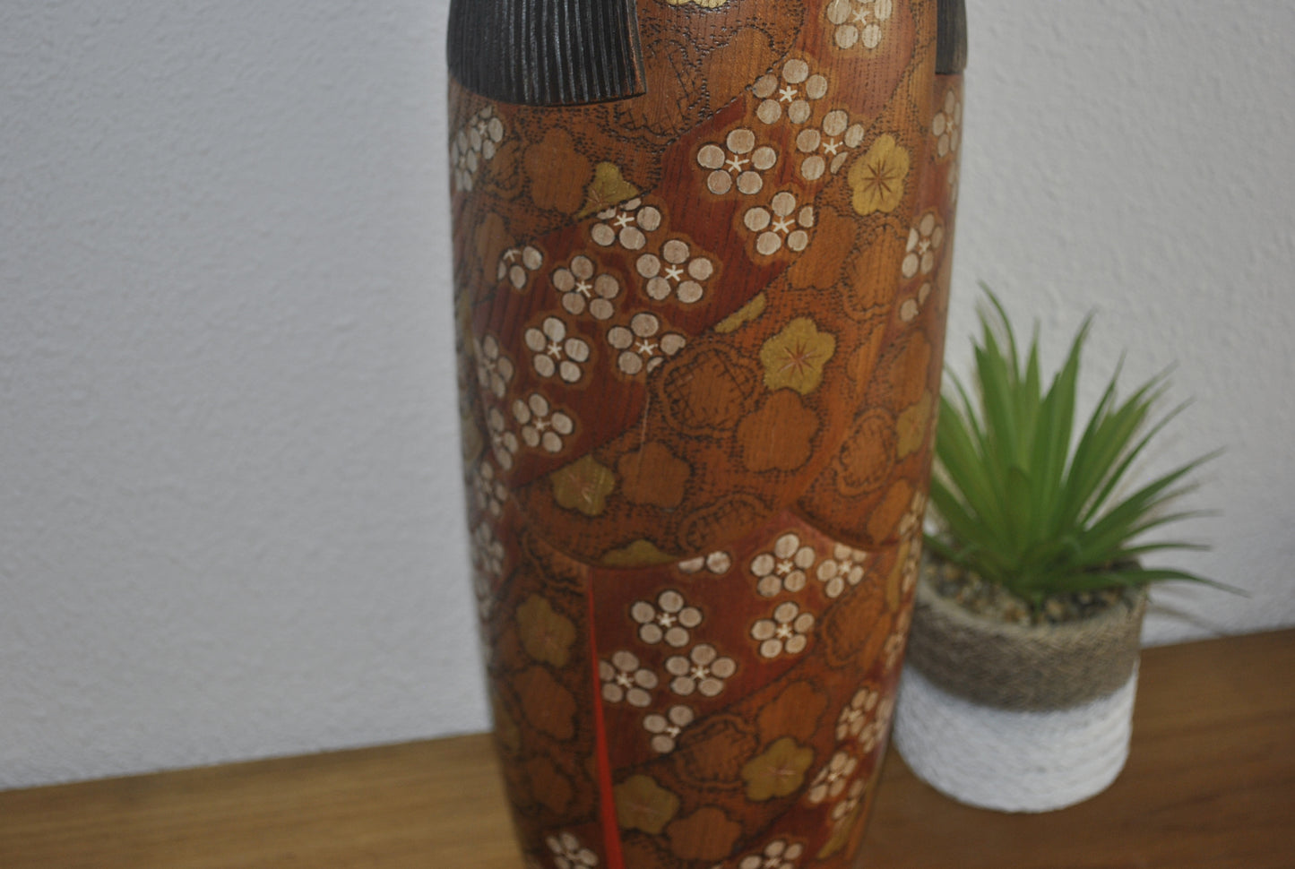 Exclusive vintage kokeshi by Miyagawa Kunio (1933-)