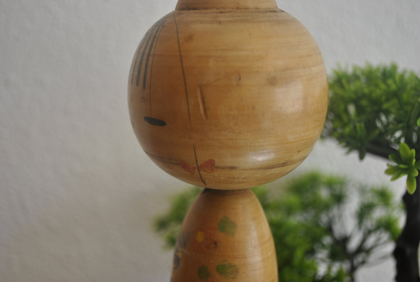 Vintage Sosaku kokeshi made by Yajima Suihou (1915-?)