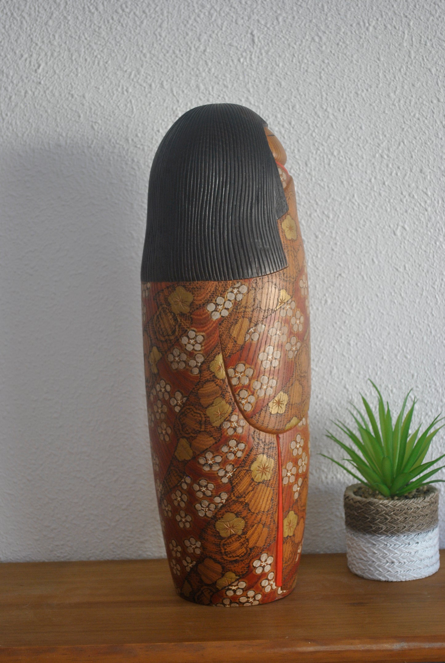 Exclusive vintage kokeshi by Miyagawa Kunio (1933-)