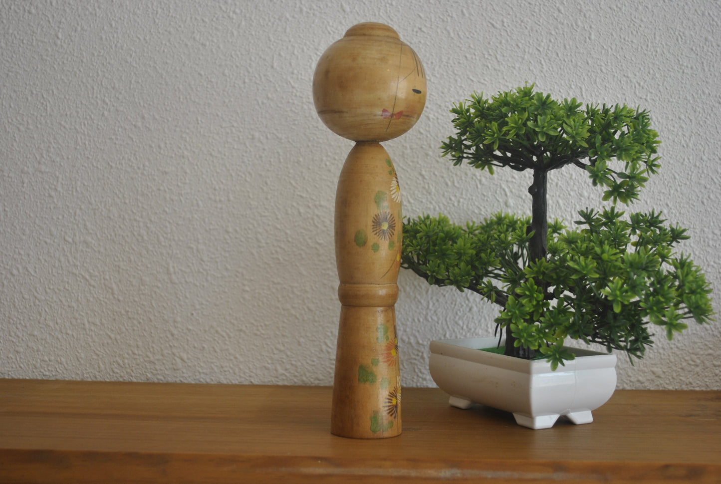 Vintage Sosaku kokeshi made by Yajima Suihou (1915-?)