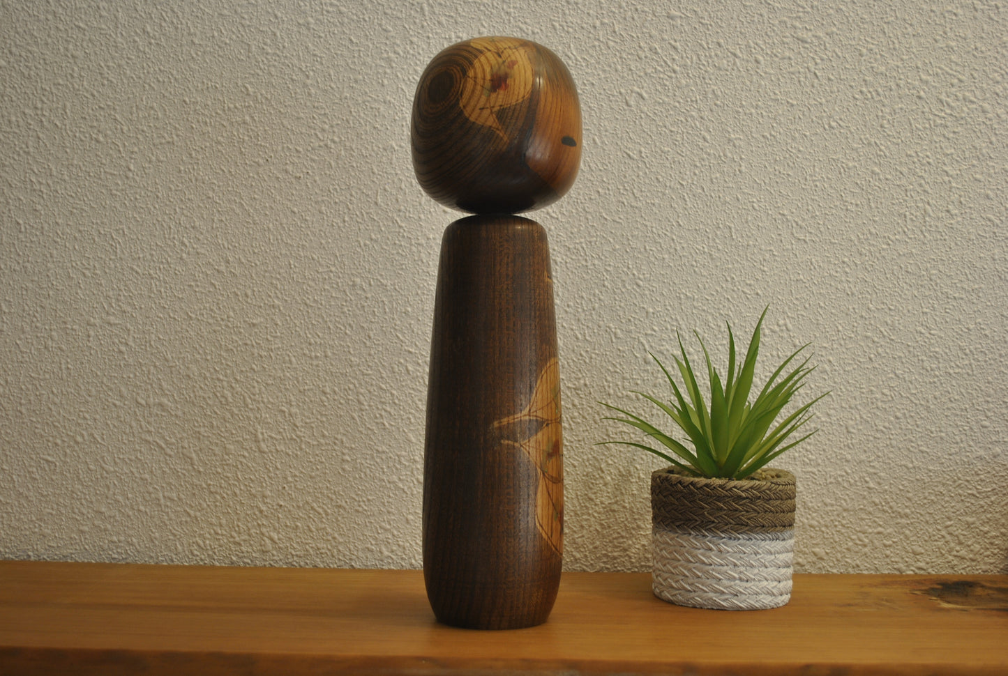 Exclusive Vintage Sosaku kokeshi made by Kato Masami (1925-)