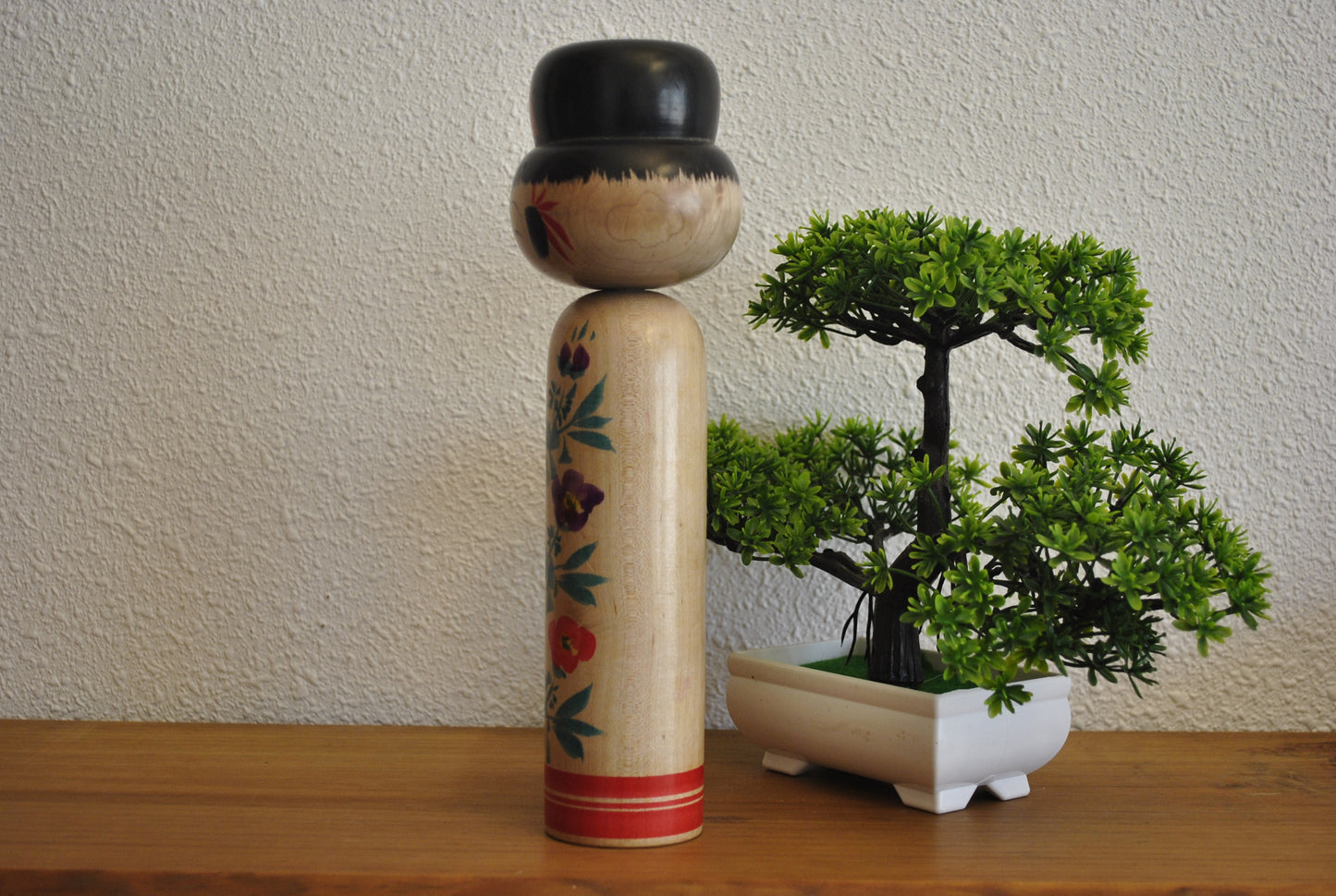 Vintage Zao Kokeshi made by Ishiyama kazuo (1929-2017)