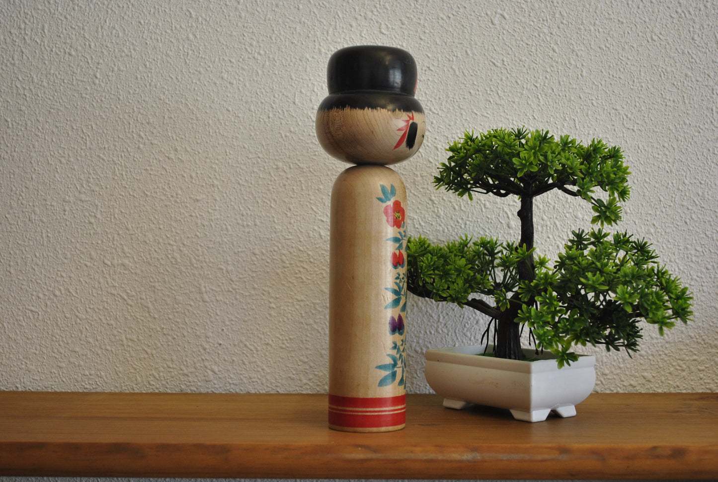 Vintage Zao Kokeshi made by Ishiyama kazuo (1929-2017)