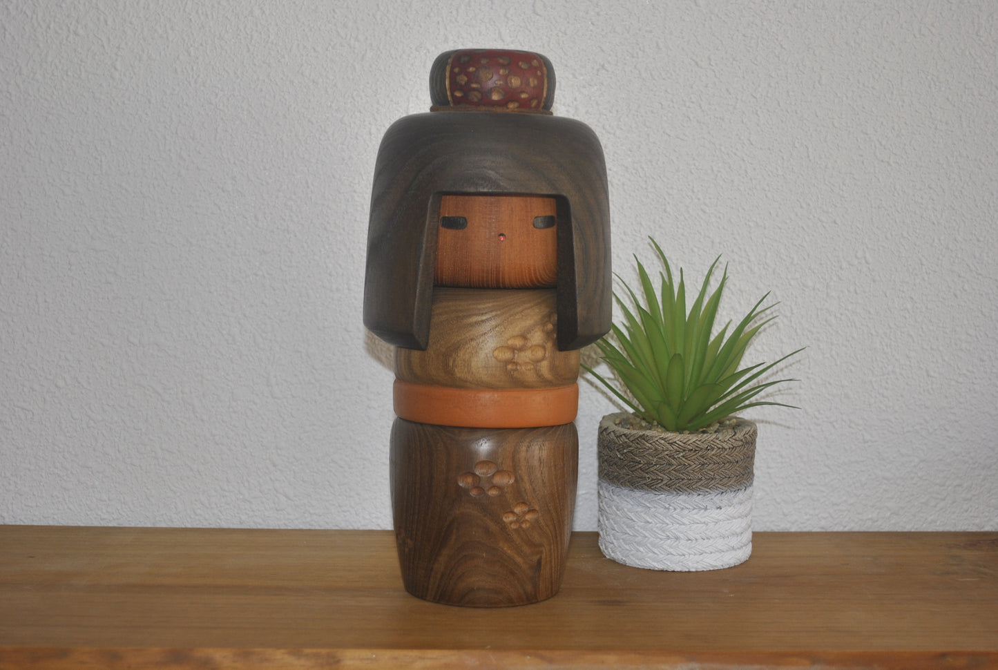 Exclusive vintage kokeshi by Sanpei Yamanaka (1926-2012)